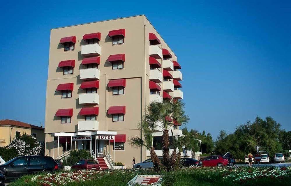 Hotel Elisabeth Due Fano Exteriér fotografie
